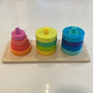Lovevery Twist and Pivot Pattern Puzzle